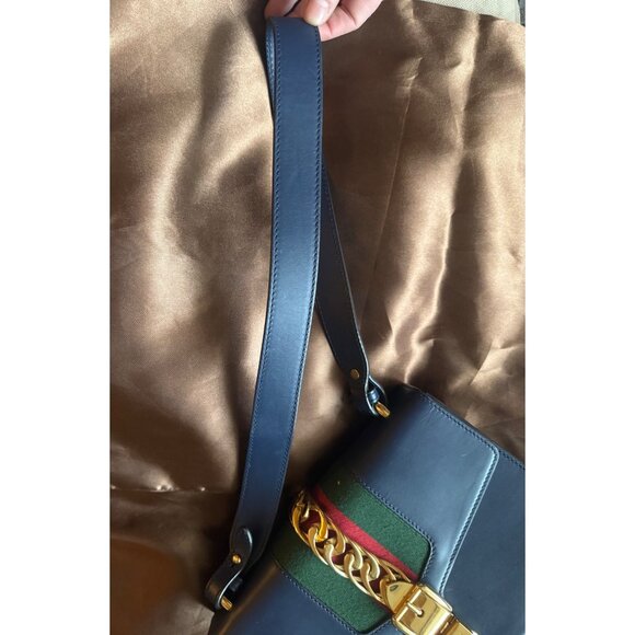 Gucci Sylvie Small Authentic Leather Shoulder Bag Web Stripe & Gold Clasp - Picture 6 of 13